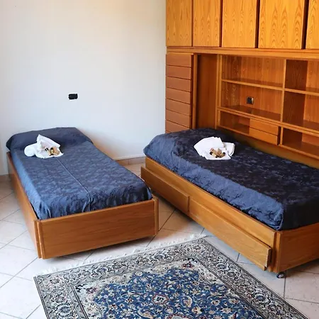 Appartamento Milvia Lezzeno Apartment